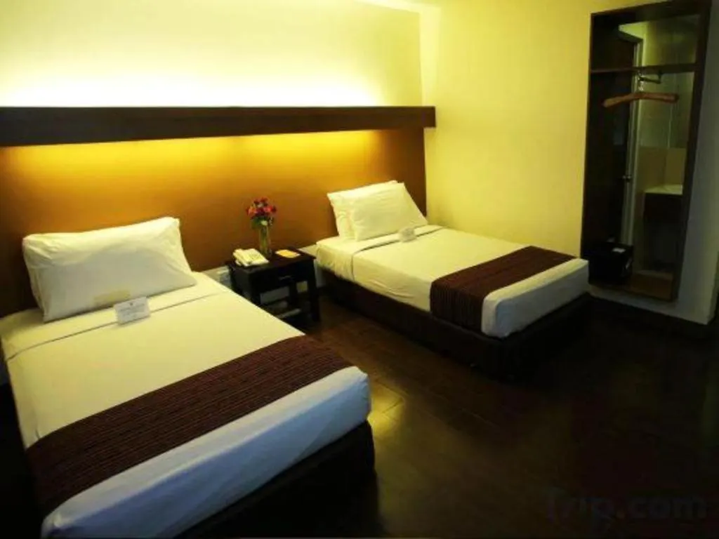 The Ritz Hotel At Garden Oases Davao